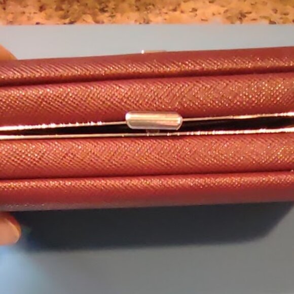 DOTERRA ESSENTIAL OILS CASE HOLDS 6 VIALS WITH 3 CARD SLOTS - Picture 9 of 9